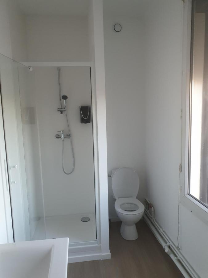 Hotel Aux Bons Amis Reims Buitenkant foto